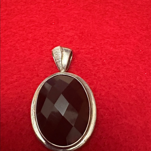 Sleek Large 925 Silver Faceted Hematite Oval Pendant - Picture 8 of 8